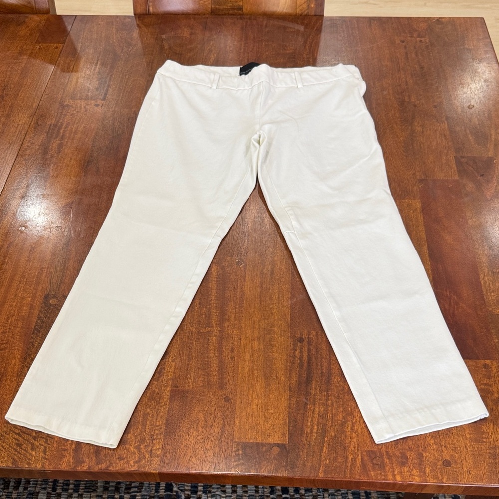 Cynthia Rowley White Capri Pants